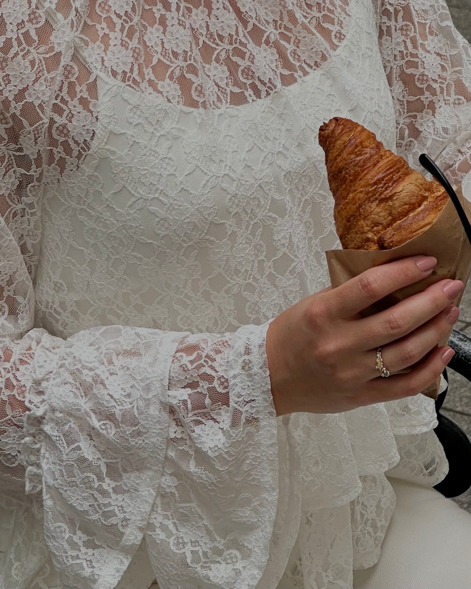 VMLUCIA Top - Snow White